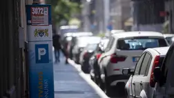 Parkolóautomata Budapest belvárosában 2022. szeptember 5-én (Fotó: MTI/Balogh Zoltán)