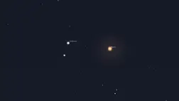 Szabad szemmel is láthatjuk a Fiastyúk és a Mars együttállását. Forrás: Stellarium