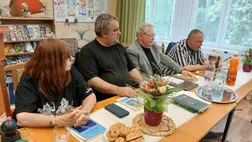 Iskolalátogatáson a Mitracsek Presszó csapata