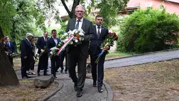 A kárpátaljai elesett katonák előtt tisztelgett a megyevezetés és Juhász Imre