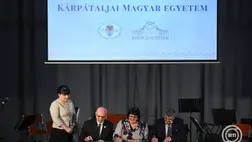 A beregszászi Rákóczi Egyetem kihelyezett képzése indul Vásárosnaményban - A Beregben élők kézfogása. Fotó: MTI