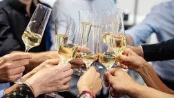 Szilveszter, újév. Illusztráció. Fotó: Luis Alvarez / Getty Images