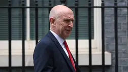 John Healey védelmi miniszter távozik a 10 Downing Street épületétől a heti kormányülést követően Londonban, az Egyesült Királyságban, 2026. június 9-én. Fotó:  Zeynep Demir / Anadolu / Getty Images