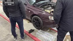 Cigarettacsempészet a Tisza határátkelőn: 210 doboz cigaretta egy Toyota rejtekében. Fotó: Ukrán Állami Határőrszolgálat