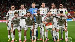 A magyar kezdőcsapat a Portugália - Magyarország labdarúgó világbajnoki selejtező mérkőzés előtt a lisszaboni Estádio José Alvalade stadionban 2025. október 14-én. MTI/Szigetváry Zsolt