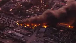 Kőolaj-újrahasznosító üzemre zuhant egy teherszállító repülőgép a Kentuckyban, többen meghaltak . Fotó: X.com