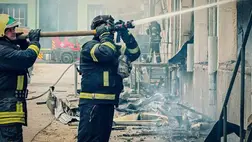 Ternopilt hatalmas dróntámadás érte, a várost füst borítja, tízen megsérültek. Fotó: (t.me/dsns_telegram)