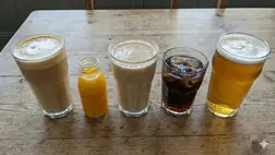 Vigyázat: ez a nyolc ital alattomos módon teszi tönkre a beleidet!