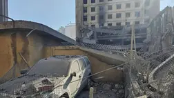 A Hezbollah libanoni síita szervezet által működtetett Al-Manar televízió izraeli légicsapásban találatot kapott épületének romjai a libanoni főváros, Bejrút déli elővárosában, Dahijében 2026. március 3-án.MTI/AP/Haszan Ammar.