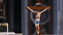Mentális egészségügyi válságban Európa: a katolikus egyház a családok megerősítését sürgeti. Illusztráció. (Fotó: MTI/AP/Andrew Medichini)
