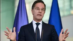 Mark Rutte NATO-főtitkár a Friedrich Merz német kancellárral a berlini kancellári hivatalban folytatott megbeszélése utáni sajtóértekezleten 2025. december 11-én (Fotó: MTI/EPA/Clemens Bilan)