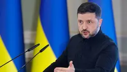 Volodimir Zelenszkij ukrán elnök sajtóértekezletet tart diplomáciai szolgálat napja alkalmából Kijevben 2025. december 22-én (Fotó: MTI/EPA/Szerhij Dolzsenko)