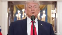 Donald Trump amerikai elnök rendkívüli sajtótájékoztatót tart az irűni háborúval kapcsolatban a washingtoni Fehér Házban 2026. április elsején. MTI/EPA/AP pool/Alex Brandon
