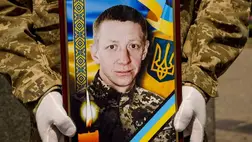 Ungváron búcsút vettek a fronton elesett Katasinszkij Arturtól. Fotó: Ungvári Városi Tanács