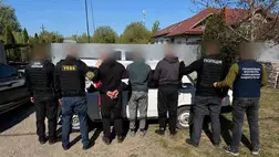 Őrizetbe vettek egy 64 éves kárpátaljai férfit, aki 12 ezer dolláros kenőpénzt ajánlott egy munkácsi határőrnek két hadköteles férfi illegális Magyarországra juttatásáért. Fotó: DPSZU