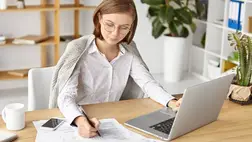 Jelentősen emelkedtek a fizetések Ukrajnában. Fotó: freepik.com