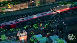 Nyomozók bizonyítékot gyűjtenek a vonatszerencsétlenség helyszínén, a dél-spanyolországi Córdobában 2026. január 19-én. MTI/EPA-EFE/Spanyol polgárőrség