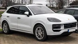Egy Porsche Cayenne III -as 2025-ben. Illusztráció. Forrás: Wikimedia Commons.