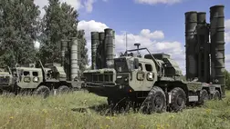 Sz–400-as nagy hatótávolságú orosz légvédelmi rakétarendszer. Illusztráció