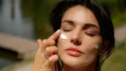 7 szépségápolási szokás, ami segíthet egyenletesebb bőrképet elérni