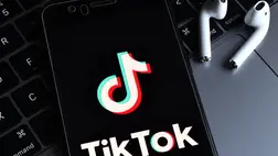 A TikTok kínai videomegosztó közösségi hálózati szolgáltatás. Illusztráció