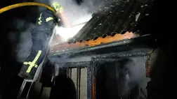 Tragédia Bustyaházán: halálos áldozata van a tűznek. Fotó: DSZNSZ