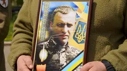 Ungváron végső búcsút vettek a 57 évesen elesett Mudrik Volodimirtól. Fotó: Ungvári Városi Tanács