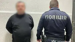 Lapáttal támadt vendégére egy férfi Kárpátalján – súlyos fejsérüléssel kórházba került. Fotó: Ukrán Nemzeti Rendőrség