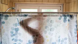 El sem hiszed, mennyien pisilnek a zuhanyzóba – Vajon ez veszélyes?