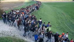 A koronavírus-járványt követően bevándorlók tízezrei zúdulhatnak Európára