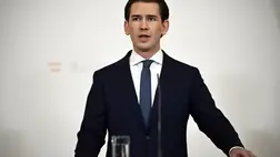 Az osztrák parlament megfosztotta Sebastian Kurzot a mentelmi jogától