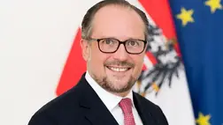 Beiktatták hivatalába az új osztrák kancellárt