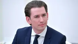 Sebastian Kurz osztrák kancellár megerősítette péntek este, hogy nem mond le tisztségéről, ő és kormányának néppárti tagjai továbbra is cselekvőképesek, és szándékukban áll az elkezdett munkát folytatni.