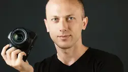 A beregszászi Varga Alexander igazi szenvedélyének érzi a videókészítést. Az eltelt évek alatt csiszolgatta tudását, hogy minél tökéletesebb felvételeket készíthessen.