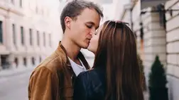 Ezért fontos a csók egy kapcsolatban