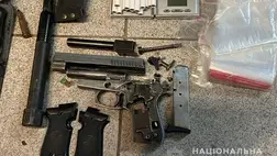 Fegyvereket találtak két drogdílernél a Ungváron