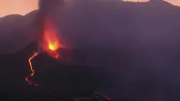 Már az Atlanti-óceánt is elérte az izzó láva