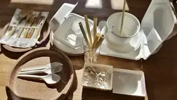 Ukrajnában betilthatják a műanyag edények használatát