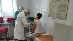 Egy ukrán város polgármestere megvonná az anyagi támogatást a beoltatlan Covid-betegektől