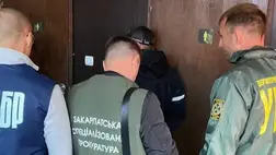 Cigarettacsempészektől 18 ezer dollár kenőpénzt elfogadó határőrt vettek őrizetbe Szürtében