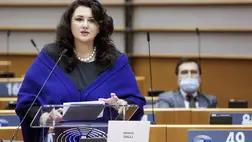 Az uniós biztos az ukrajnai romák befogadására szólította fel a tagállamokat a roma holokauszt emléknapján
