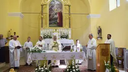 A település római katolikus temploma is Szent Istvánnak van szentelve, így a hívek idén is ezen a napon tartották templombúcsújukat.