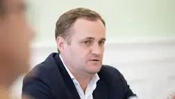 Négy ukrán polgári személy életét vesztette, és 15 megsérült pénteken a Kijev környéki településeket ért orosz légitámadásokban - közölte Olekszij Kuleba Kijev megyei kormányzó.