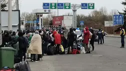 Több intézkedéssel segíti az Ukrajnából érkező menekülteket a Fővárosi Önkormányzat; kétezer ember kaphat szállást és étkezést szinte azonnal - közölte a Főpolgármesteri Hivatal szombaton az MTI-vel.