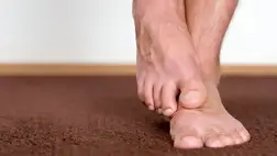 A lábfej ezért viszket