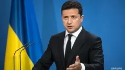 Volodimir Zelenszkij ukrán elnök hadiállapotot hirdetett ki Ukrajnában.