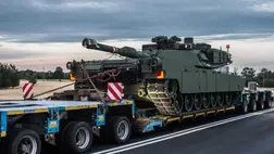 Megérkeztek Lengyelországba az Abrams gyakorló harckocsik