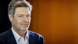 Habeck nem pihen – a német miniszter új javaslata szerint 12 fok is elég bizonyos munkahelyeken