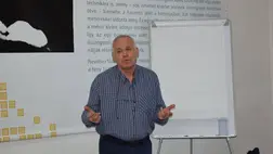 Bemutatjuk Gabóda Bélát, a Kárpátaljai Pedagógus-továbbképző Intézet Beregszászi Tagozatának vezetőjét