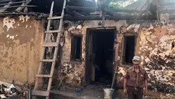 Adománygyűjtés a Tiszakeresztúrban leégett ház tulajdonosának 